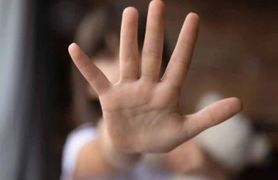 Πατέρας βίαζε την κόρη του - Τεστ DNA έδειξε πως το παιδί του