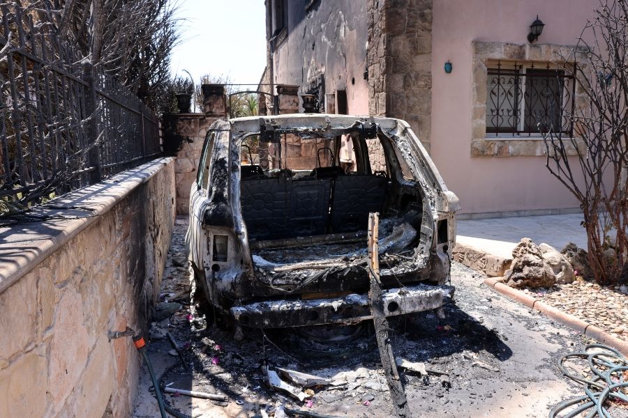 Συνεχίζουν να θέλουν να κάψουν την Κύπρο – Πού έγιναν οι απόπειρες