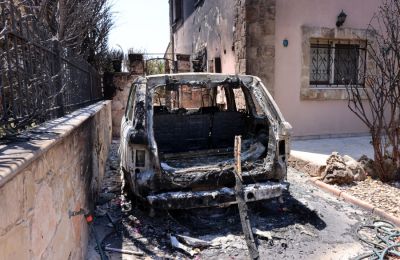 Παραμένει υπό επίθεση η Κύπρος, μετά και την καταστροφική πυρκαγιά στην επαρχία Λεμεσού