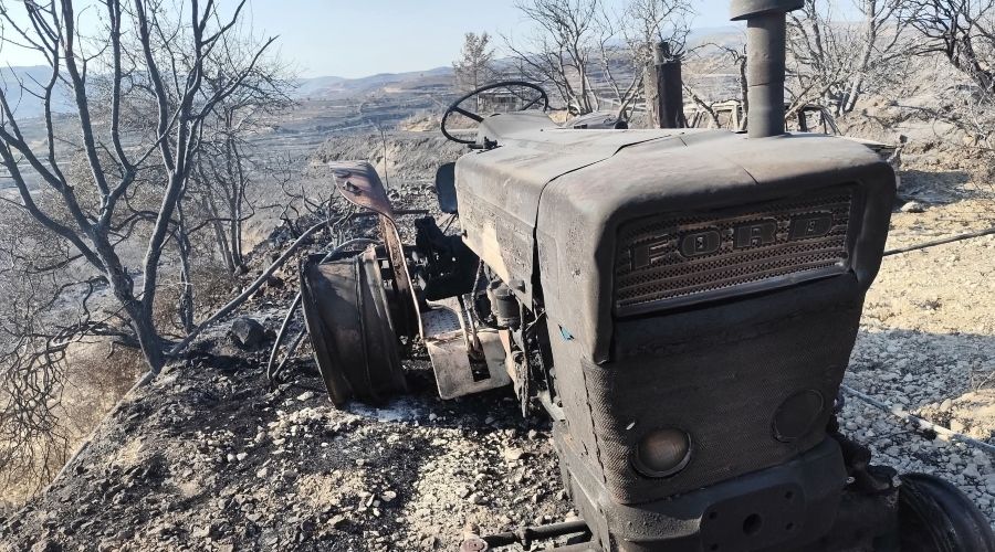 «Κάηκε η ορεινή Λεμεσός και μαζί και η καρκιά μας», σημείωσε πολίτης με πόνο ψυχής