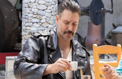 Η τούρτα-έκπληξη από τους συνεργάτες του!