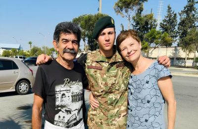 Στο στρατό κατετάγη ο γιος του Ανδρέα και της Μόνικας Μελέκη