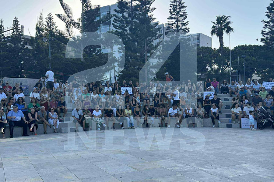 Διαμαρτυρία στη Λεμεσό για τη φονική πυρκαγιά (ΦΩΤΟΣ) Διαμαρτυρία στη Λεμεσό για τη φονική πυρκαγιά (ΦΩΤΟΣ)