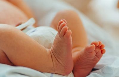 Νοσηλεύτρια σε μονάδα εντατικής κατηγορείται για επιθέσεις σε βρέφη