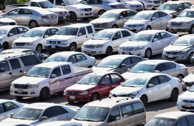 Μεγάλη μείωση των πωλήσεων οχημάτων λόγω ανακλήσεων