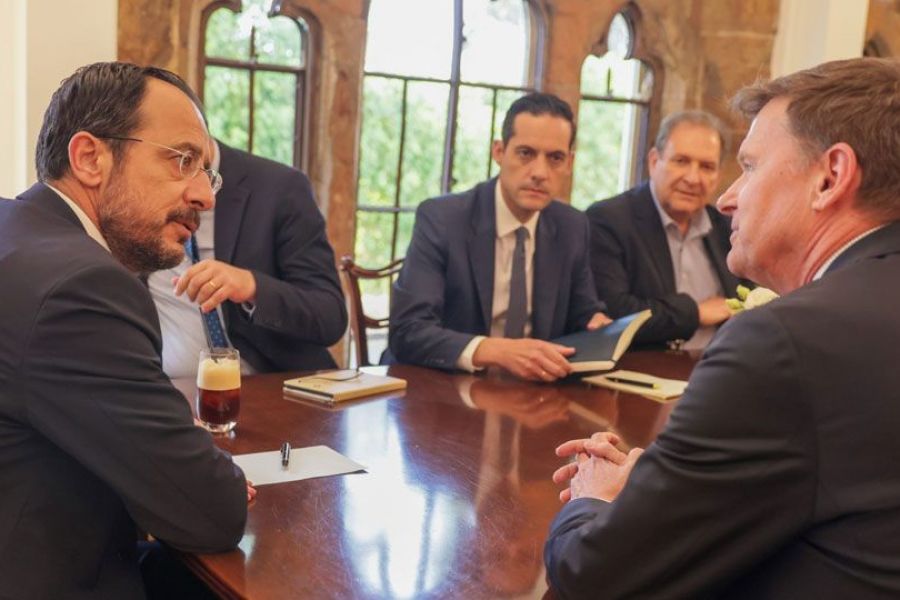 Τα είπε με Στιούαρτ ο Πρόεδρο - «Το Κυπριακό μπορεί να λυθεί»