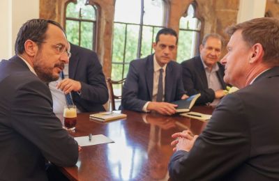 Τα είπε με Στιούαρτ ο Πρόεδρο - «Το Κυπριακό μπορεί να λυθεί»