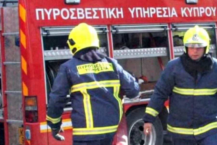 Πυρκαγιά σε οικία από ξεχασμένο κερί σε παιδικό δωμάτιο