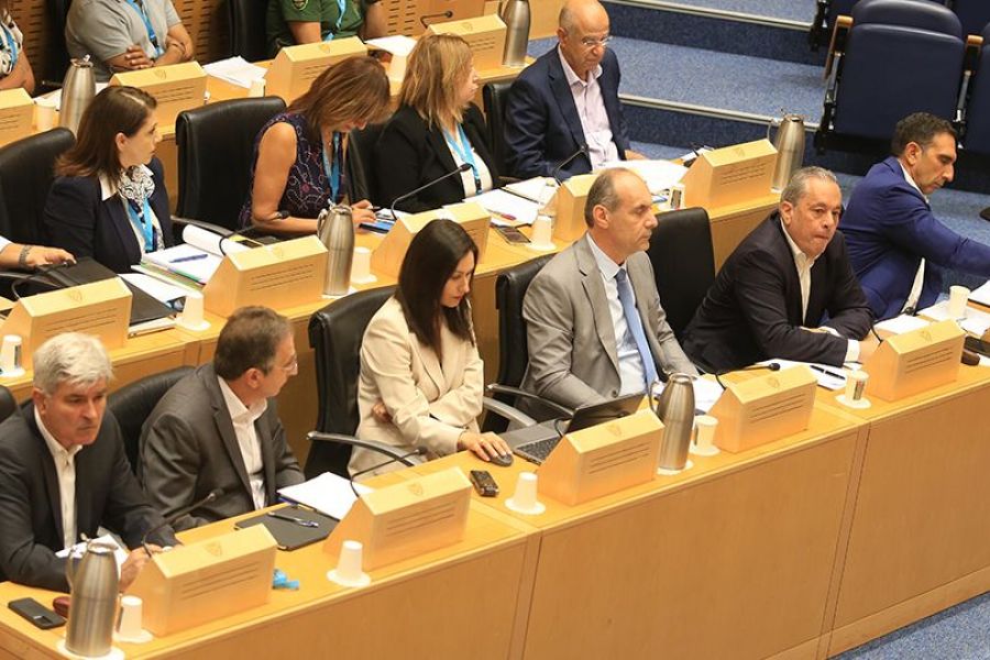 Ένταση για τον ρόλο Ανδρέα Γεωργίου ως συντονιστή για τις πυρκαγιές