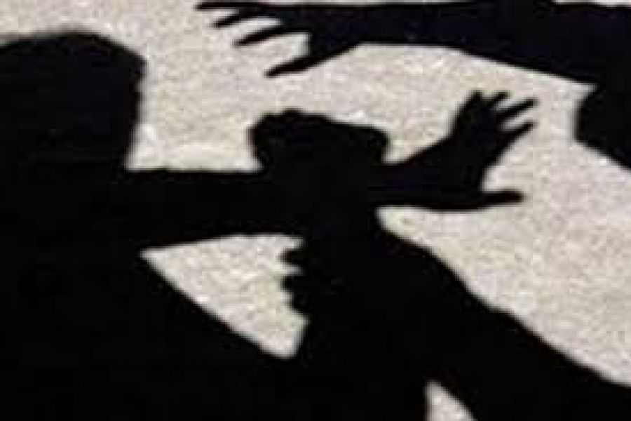Άγριος καυγάς με σιδερολοστό στη Λεμεσό Άγριος καυγάς με σιδερολοστό στη Λεμεσό