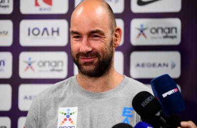 Σπανούλης: «Δεν είναι η Εθνική του Αντετοκούνμπο και του Σλούκα»