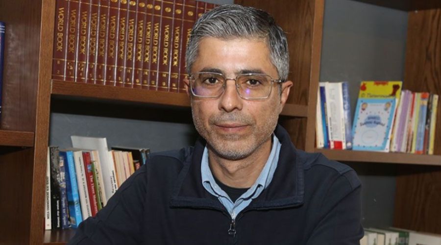 Οργισμένη αντίδραση για όσους τον επέκριναν, καθώς και ερωτήματα προς τον υπουργό Εξωτερικών έθεσε ο Σωτήρης Φλουρέντζος σχετικά με την πρόσληψη της Κωνσταντίνας Σκάλου
