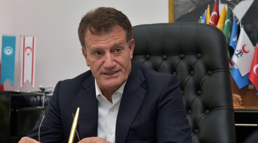 Αντί να λογοδοτήσει για το έγκλημα στο οποίο συμμετείχε, ο Ερχάν Αρικλί κάνει πολιτική καριέρα στα κατεχόμενα και σφετερίζεται ελληνοκυπριακές περιουσίες