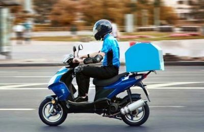 Η προειδοποίηση σε πορτοκαλί επίπεδο επικινδυνότητας και η διακοπή εργασιών αφορά το εσωτερικό