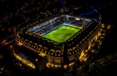 Υποκλίθηκε στην ομορφιά της OPAP Arena (pics)