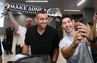 Η πρώτη φωτογραφία του Γιακουμάκη στα «ασπρόμαυρα» (pic)