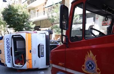 Ο τραυματίας μεταφερόταν στο νοσοκομείο λόγω ατυχήματος