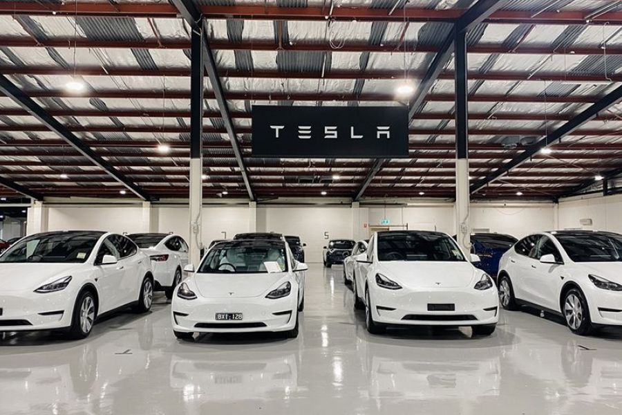Tesla: Ομαδική αγωγή κατά της εταιρείας
