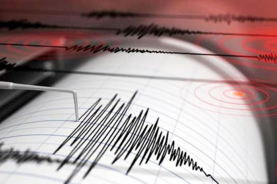 Αναστάτωση στην Τουρκία από τριπλή σεισμική δόνηση Αναστάτωση στην Τουρκία από τριπλή σεισμική δόνηση