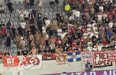 Με σημαίες Ολυμπιακού οι φιλοξενούμενοι