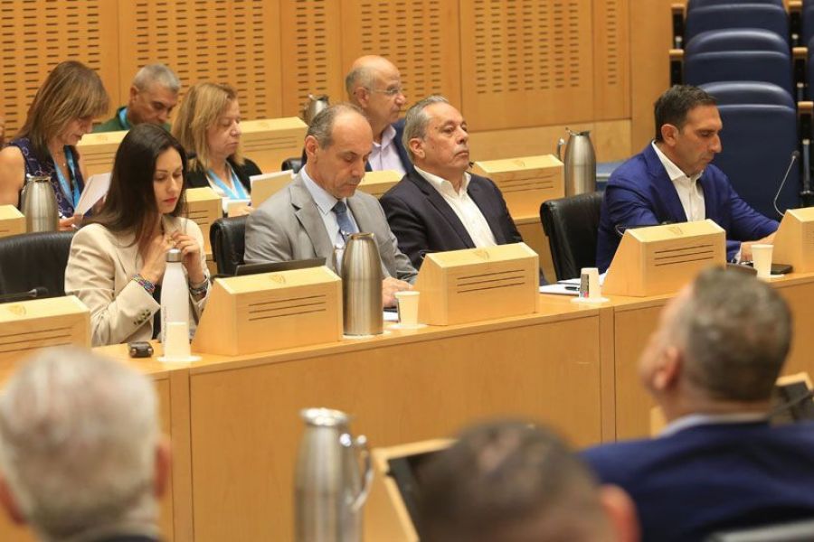 Ξανά στην Βουλή η φονική πυρκαγιά της Λεμεσού Ξανά στην Βουλή η φονική πυρκαγιά της Λεμεσού