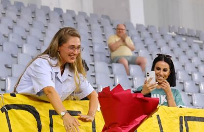 Μπουκέτο με τριαντάφυλλα (pic)