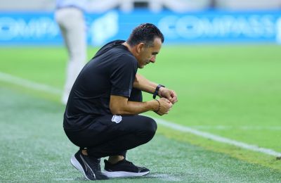 Απόλλων: Σκηνικό με παίκτες και Σωφρόνη μετά την τριάρα