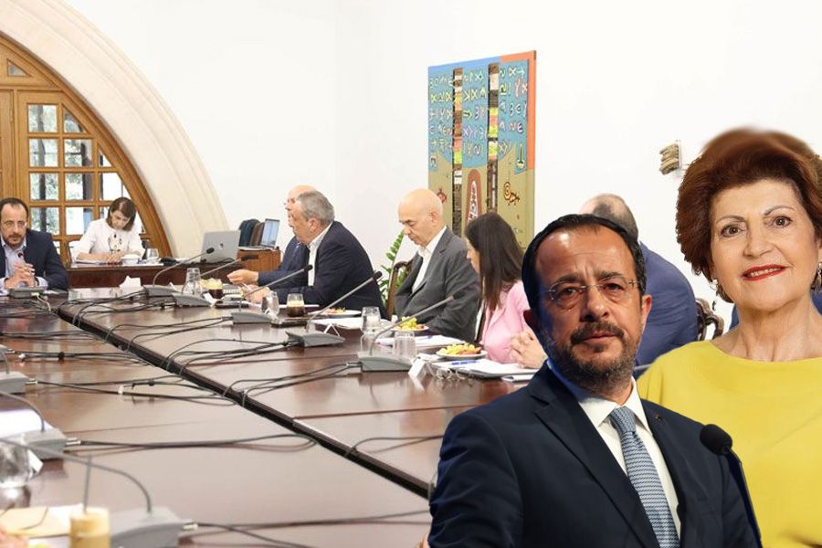 ΧΡΙΣΤΟΔΟΥΛΙΔΗΣ: Ανεβάζει τον πήχη του Υπουργικού με τεχνοκράτες ΧΡΙΣΤΟΔΟΥΛΙΔΗΣ: Ανεβάζει τον πήχη του Υπουργικού με τεχνοκράτες
