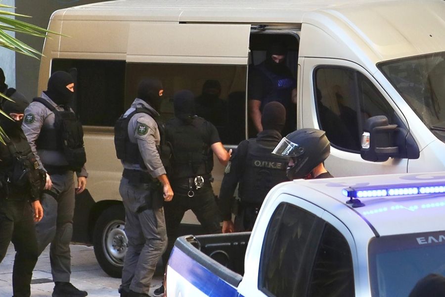 Μαφία στην Κρήτη: Οι εκβιασμοί και τα ιερά λείψανα από Κύπρο Μαφία στην Κρήτη: Οι εκβιασμοί και τα ιερά λείψανα από Κύπρο