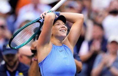US Open: Ανισίμοβα και Οσάκα στον ημιτελικό