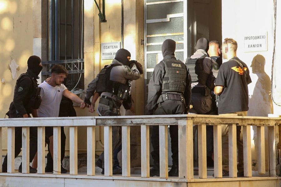 Κρήτη: Ο εκβιασμός κληρικού με ροζ αποκαλύψεις για οικόπεδο φιλέτο Κρήτη: Ο εκβιασμός κληρικού με ροζ αποκαλύψεις για οικόπεδο φιλέτο