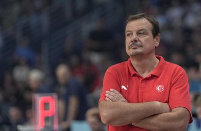 Έξαλλος ο Εργκίν Αταμάν