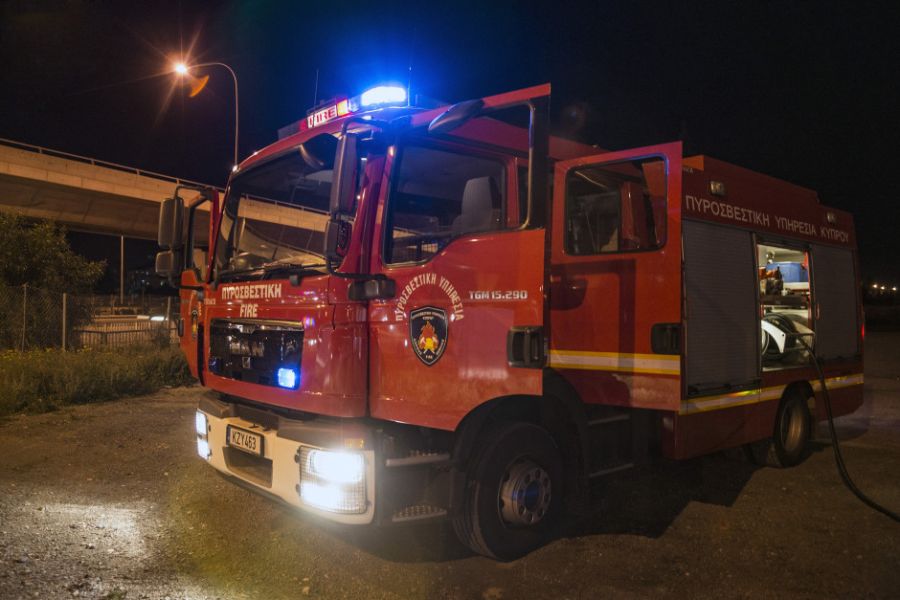 Λεμεσός: Στις φλόγες όχημα έξω από οικία 61χρονης Λεμεσός: Στις φλόγες όχημα έξω από οικία 61χρονης