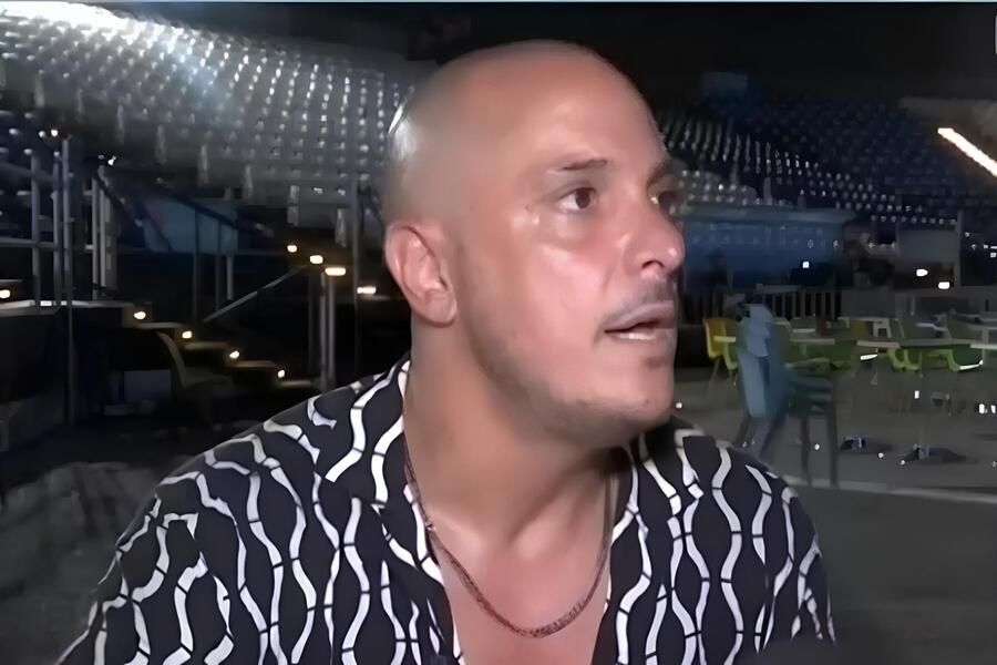 Ξέσπασε ο Άκης Δείξιμος για τη συναυλία για τον Μπιθικώτση Ξέσπασε ο Άκης Δείξιμος για τη συναυλία για τον Μπιθικώτση