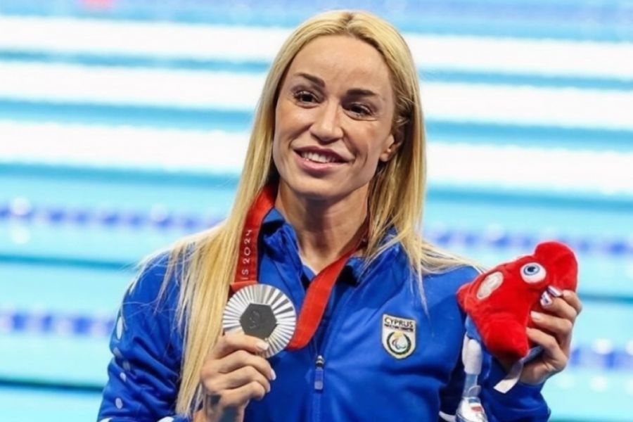 Οδηγός αρνήθηκε στην Πελενδρίτου να πάρει μαζί της τον σκύλο-οδηγό της Οδηγός αρνήθηκε στην Πελενδρίτου να πάρει μαζί της τον σκύλο-οδηγό της