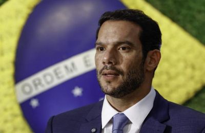 «Παίξαμε ενάντια στους διαιτητές, την αστυνομία και τα ball boys»