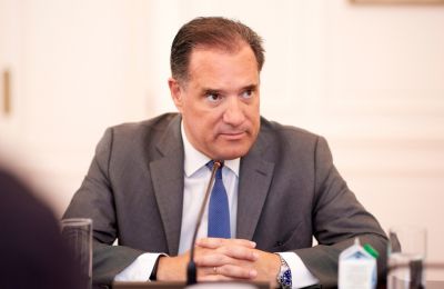 Ο άντρας που συνελήφθη απειλούσε τον υπουργό Υγείας χρησιμοποιώντας εικόνες από το Νεπάλ