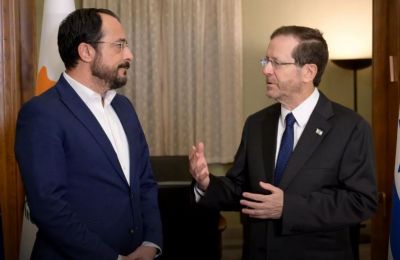 Τα είπε τηλεφωνικώς με Χέρτζογκ ο Χριστοδουλίδης