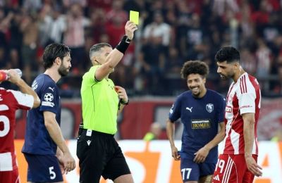 Ο λόγος που η κόκκινη έγινε κίτρινη 