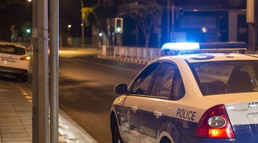 Επίθεση με ρόπαλα και μαχαίρια - Χειροπέδες σε 25χρονο 