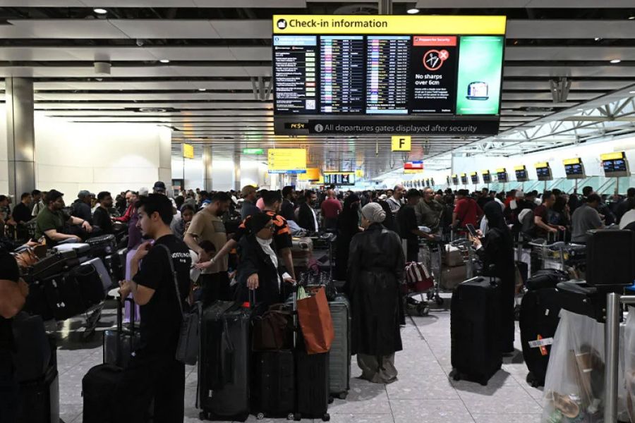Συνέλαβαν 40χρονο για την κυβερνοεπίθεση στα αεροδρόμια