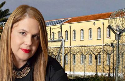 Η Επίτροπος Διοικήσεως, Μαρία Στυλιανού Λοττίδη διαπίστωσε ότι οι συνθήκες κράτησής του είναι απαράδεκτες