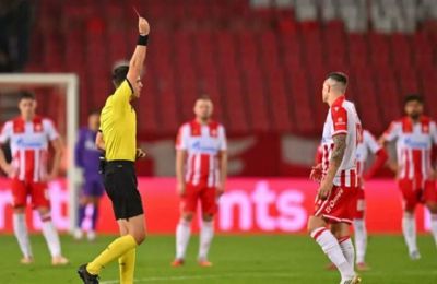 Κόκκινη μετά από 4,5 χρόνια!