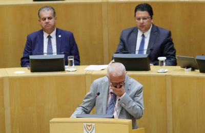 Έκλαψε ο Κακλαμάνης για τους ήρωες της ΕΟΚΑ