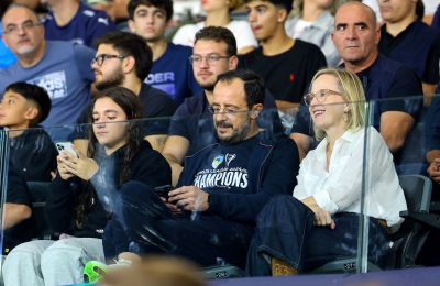 Στην κερκίδα ο ΠτΔ! (pic)