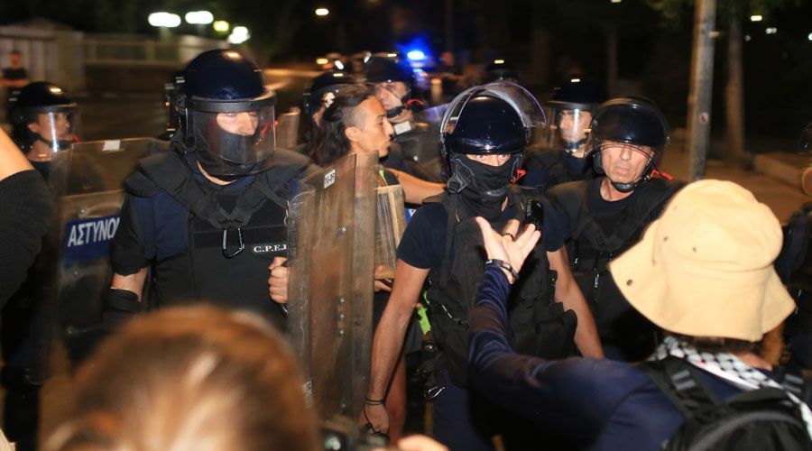 Αυτό είναι το βίντεο που επικαλείται η Αστυνομία για την επέμβαση 