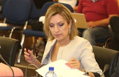 «Συνάδελφοι που ήταν παρούσες σε σεξιστικά επεισόδια στη Βουλή δεν άνοιξαν το στόμα τους», έφραψε η Ειρήνη Χαραλαμπίδου σε ανάρτησή της