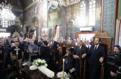 Σε κλίμα οδύνης τελέστηκε η κηδεία της Καίτης Κληρίδου
