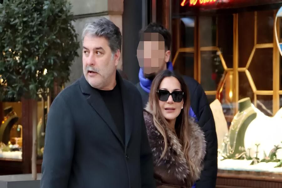 Μπισμπίκης–Βανδή: Ρομαντική απόδραση εκτός Ελλάδας για τα γενέθλιά του Μπισμπίκης–Βανδή: Ρομαντική απόδραση εκτός Ελλάδας για τα γενέθλιά του