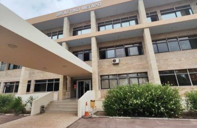 Ο 29χρονος είχε απασχολήσει τις αρχές και ένα μήνα μετά την απόπειρα, καθώς φέρεται να υπήρξε τηλεφωνική επικοινωνία μεταξύ του ιδίου και του 44χρονου κατάδικου